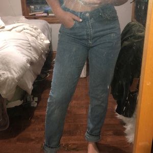 Urban outfitters bdg mom jeans light wash